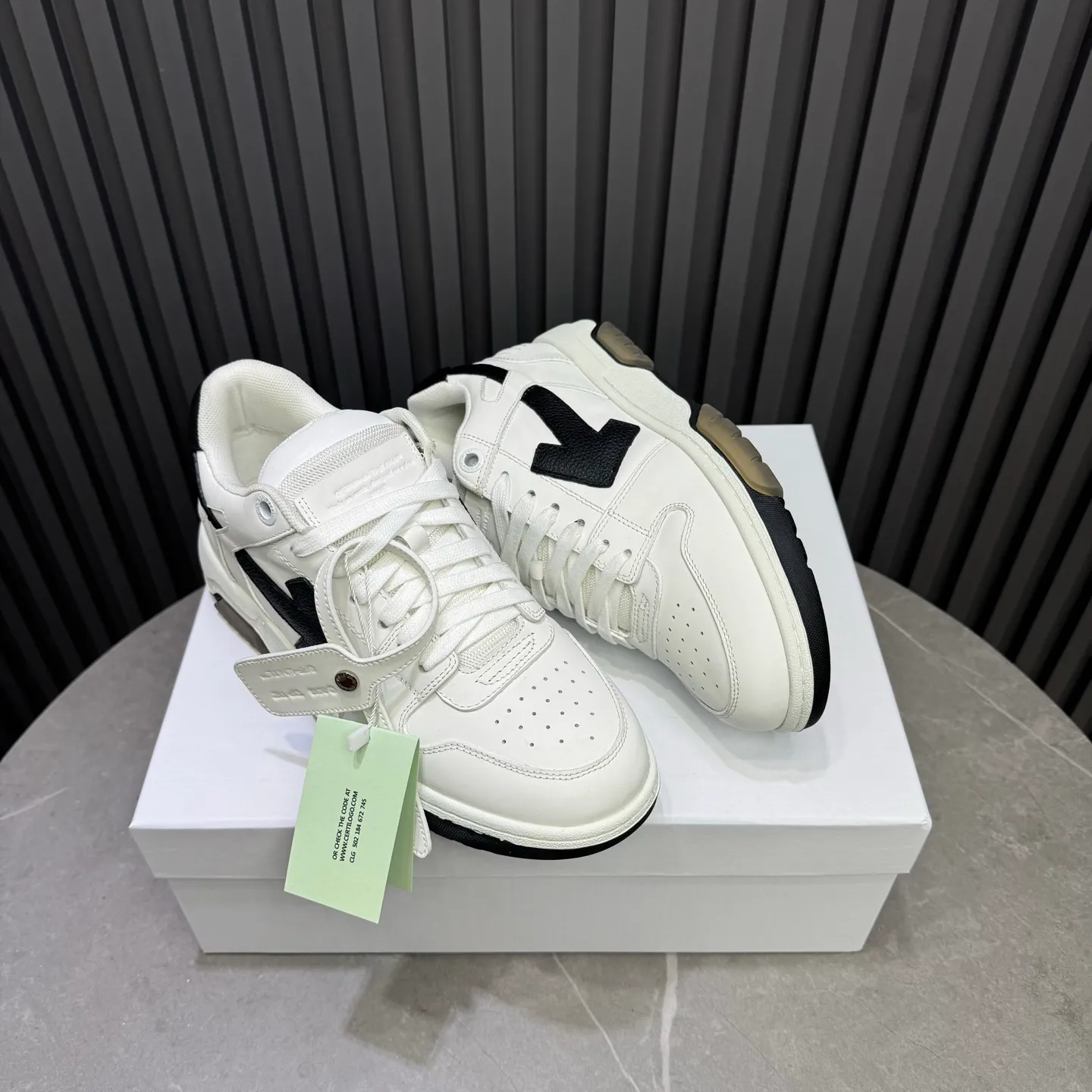 P620 OFF WHITE⚡️Couple model⚡️35-40 women’s model 39-46 men’s model